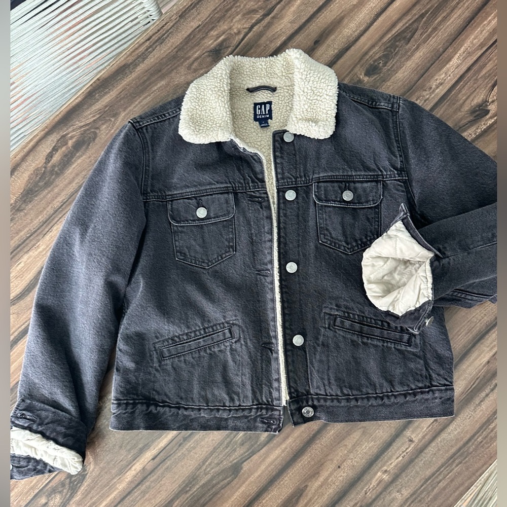 GAP Black Denim Jacket with Cream Sherpa Collar
